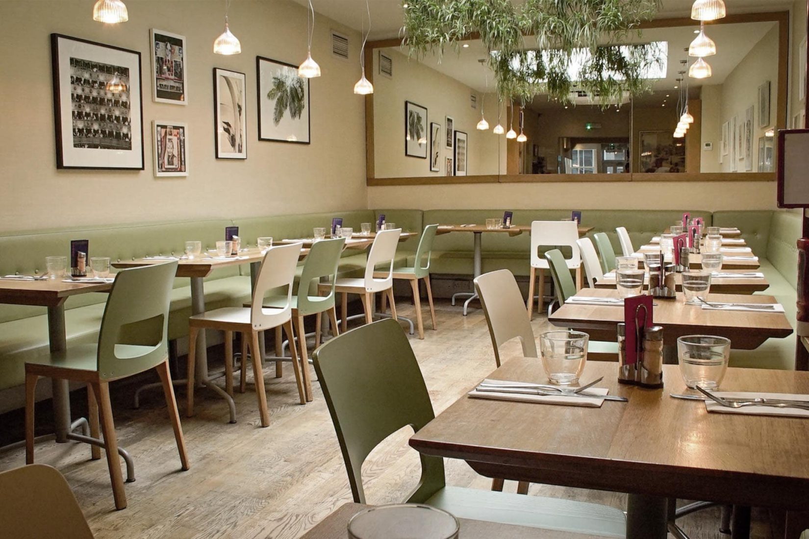 12 Best Vegan Restaurants In London (2021 Updated Guide)