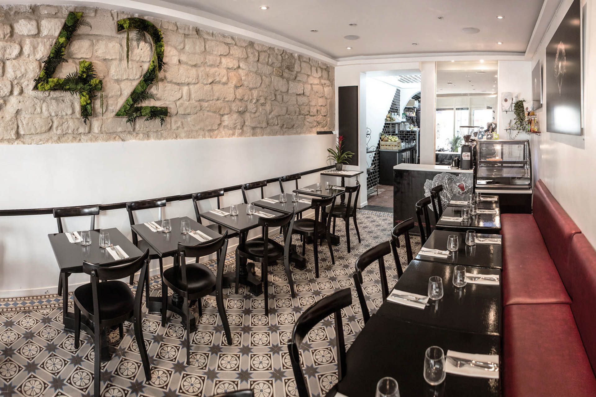 11 Best Vegetarian & Vegan Restaurants In Paris (2021)