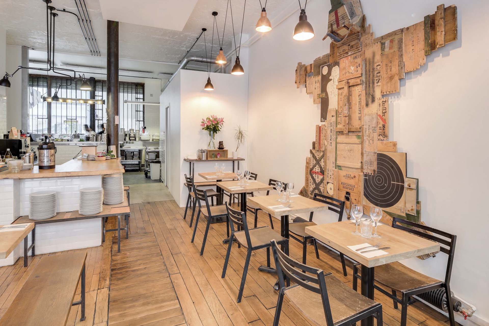 11 Best Vegetarian & Vegan Restaurants In Paris (2021)