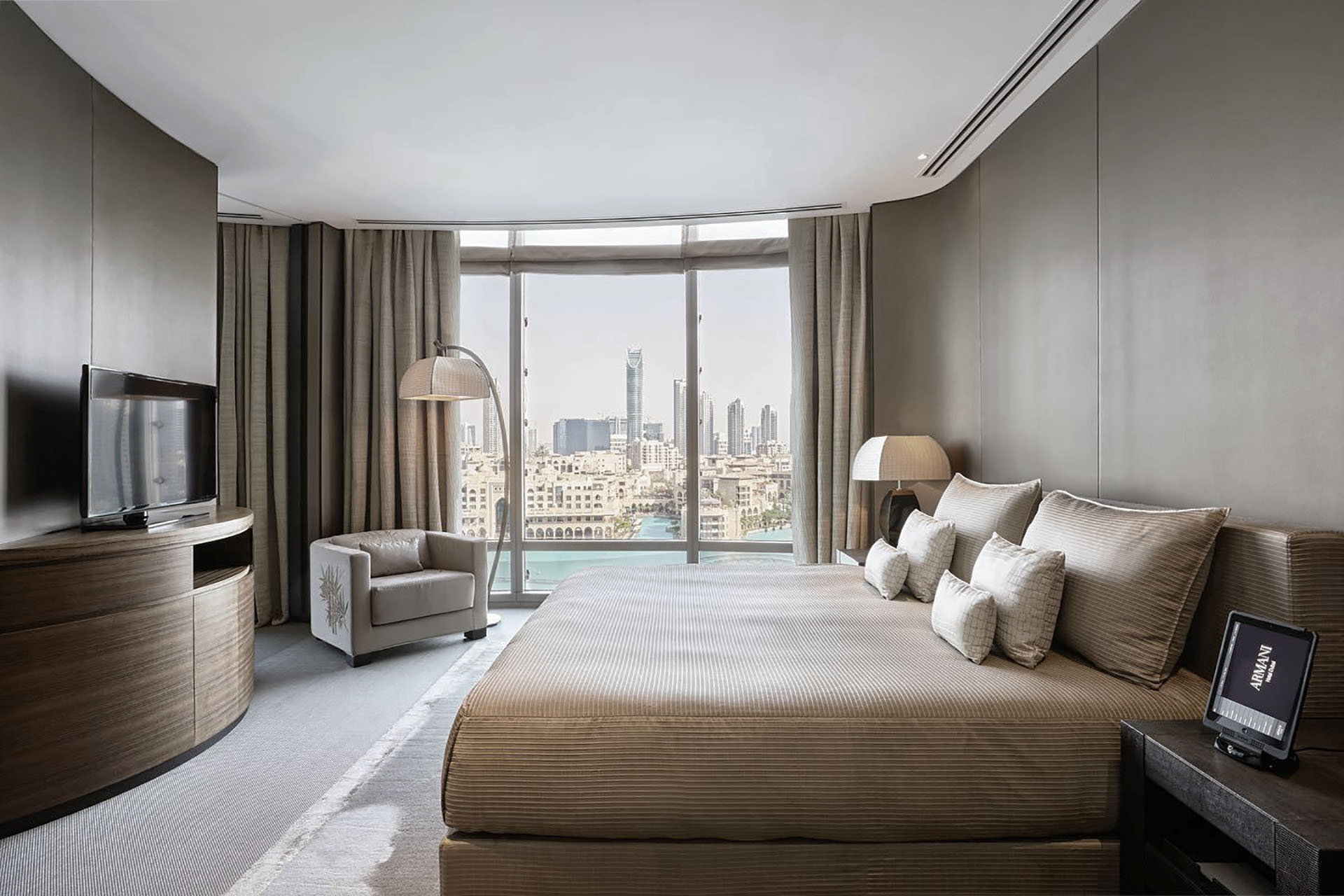 11 Best Luxury Hotels of Dubai