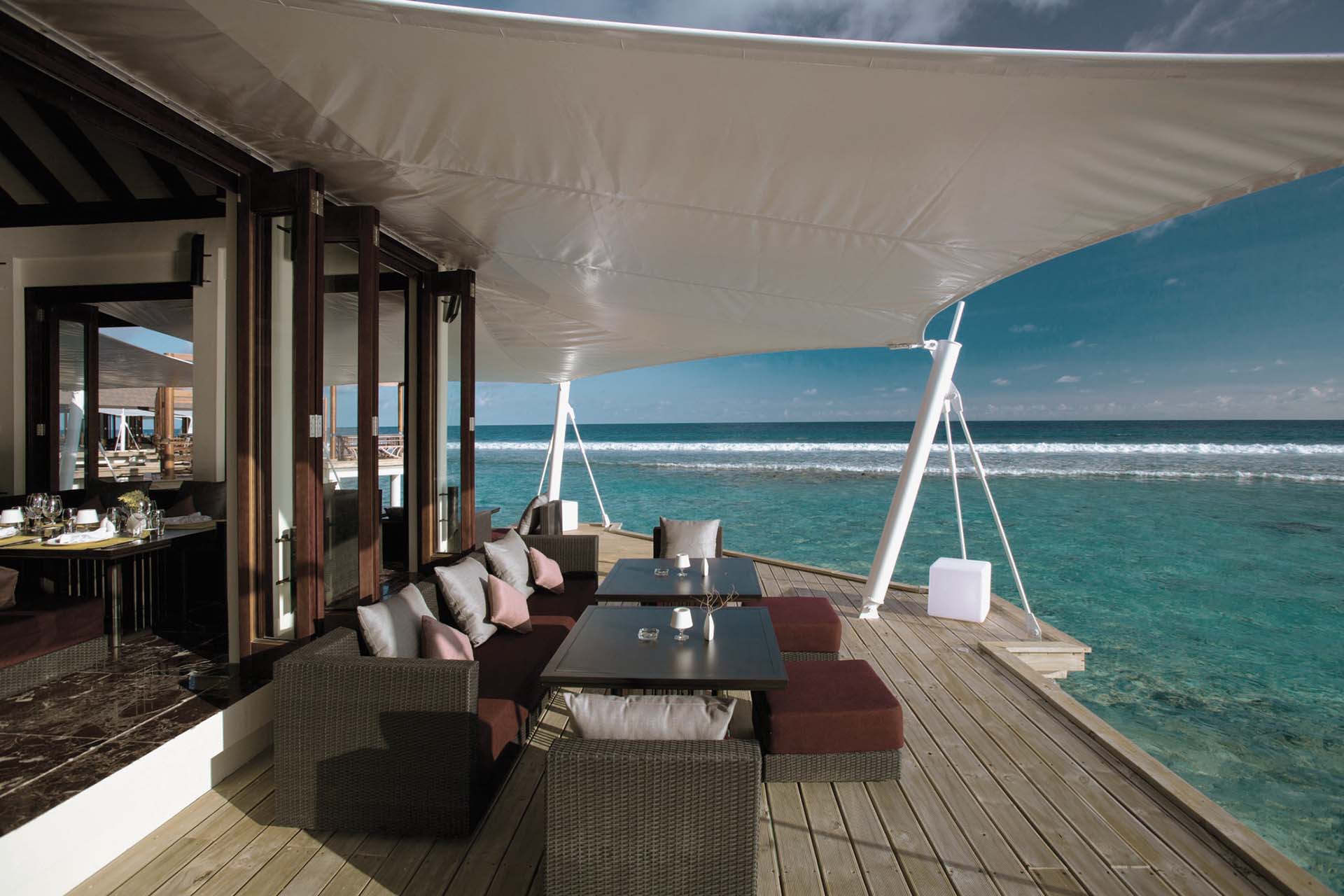 15 Best Vegan Restaurants in The Maldives (Guide)